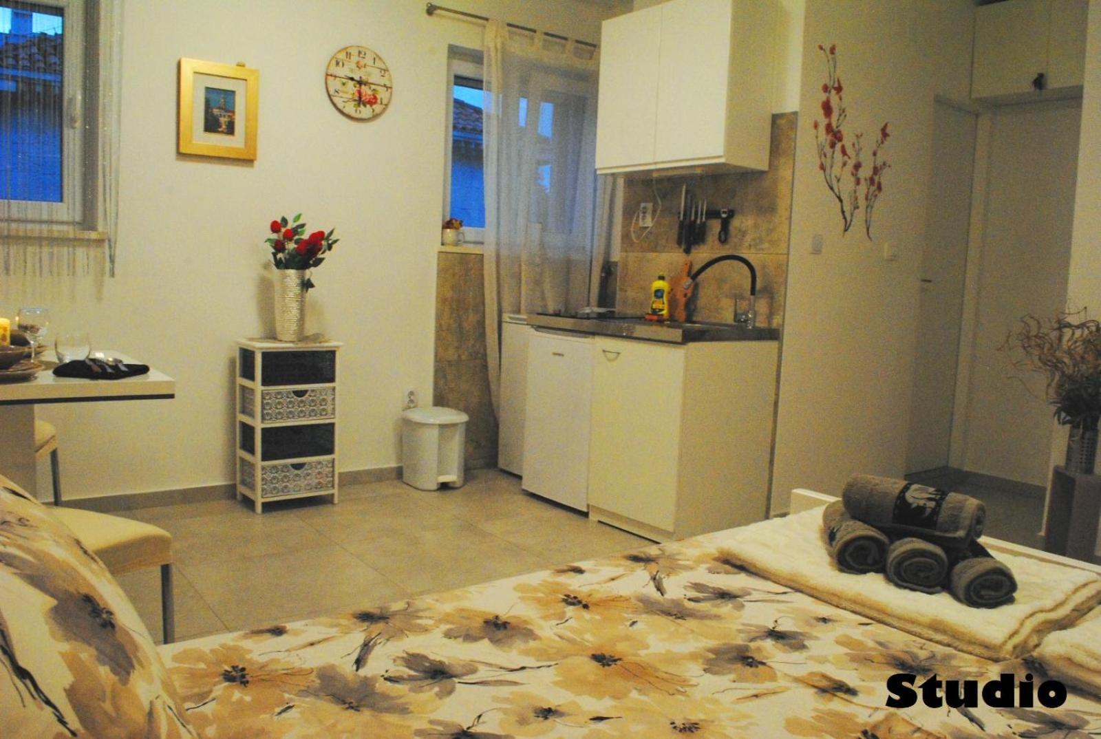 Sunshower Apartment And Studio Split Buitenkant foto