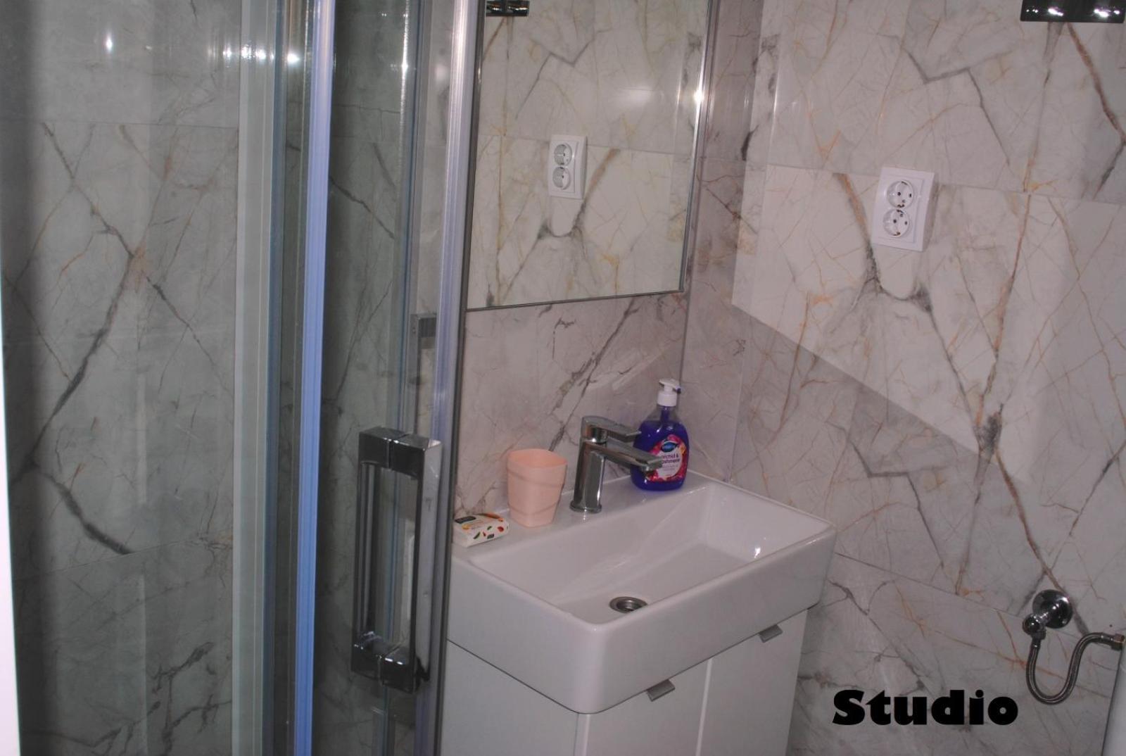 Sunshower Apartment And Studio Split Buitenkant foto