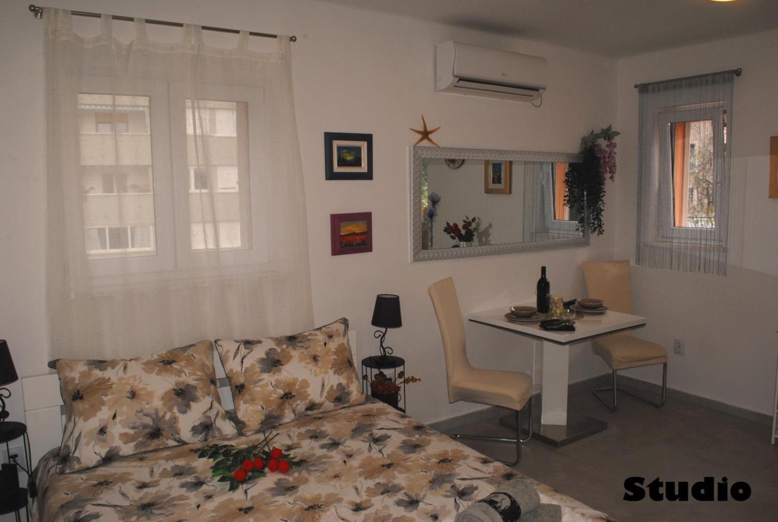 Sunshower Apartment And Studio Split Buitenkant foto