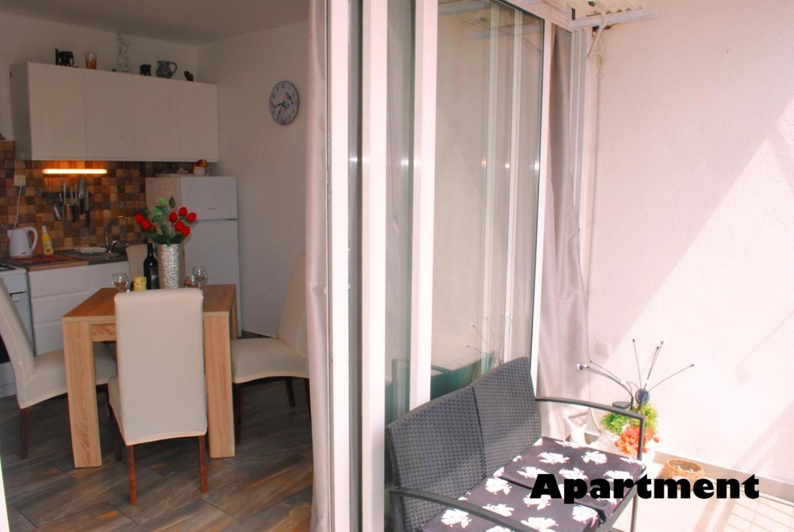 Sunshower Apartment And Studio Split Buitenkant foto